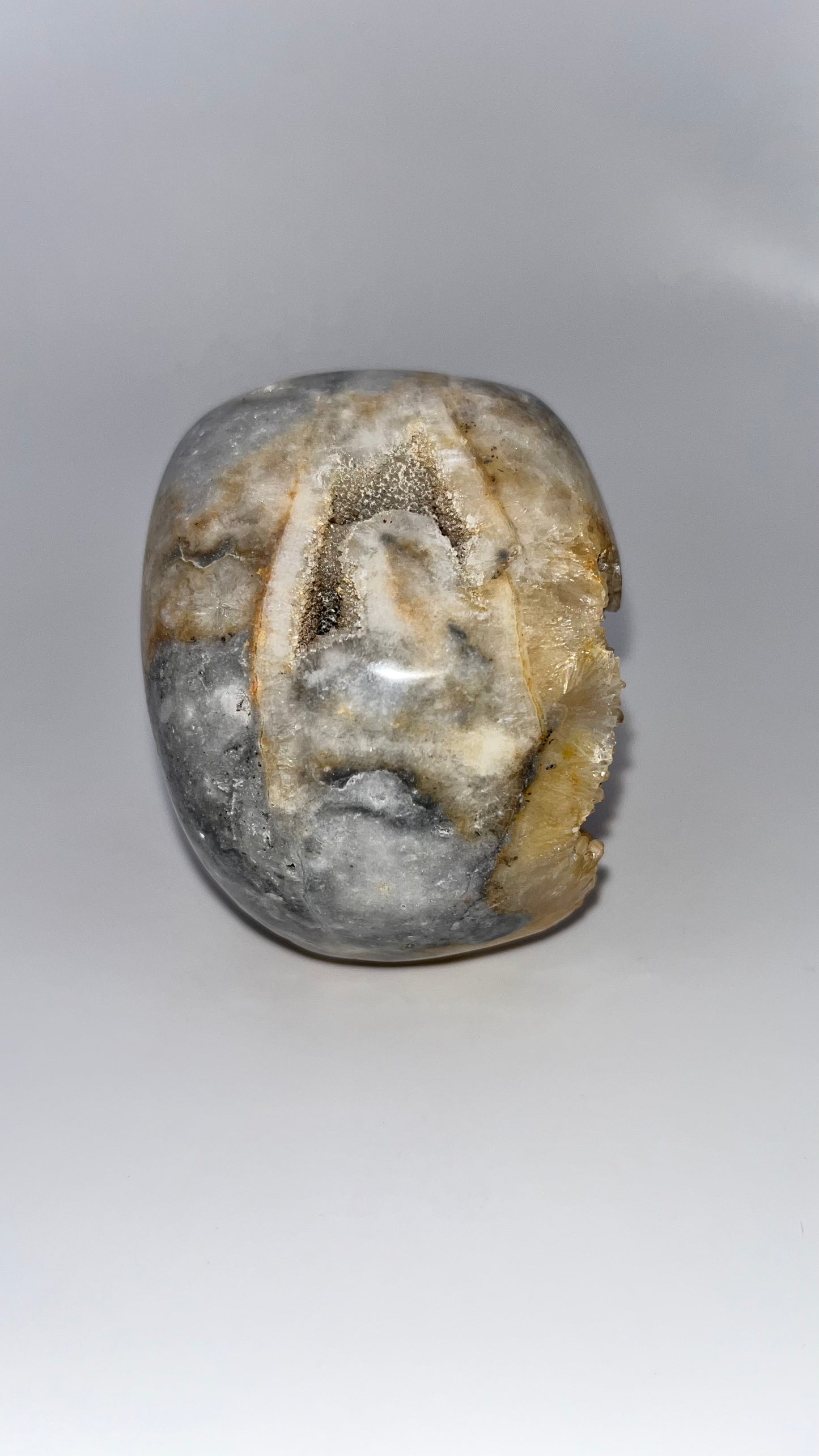 Quartz crystal druzy skull carving