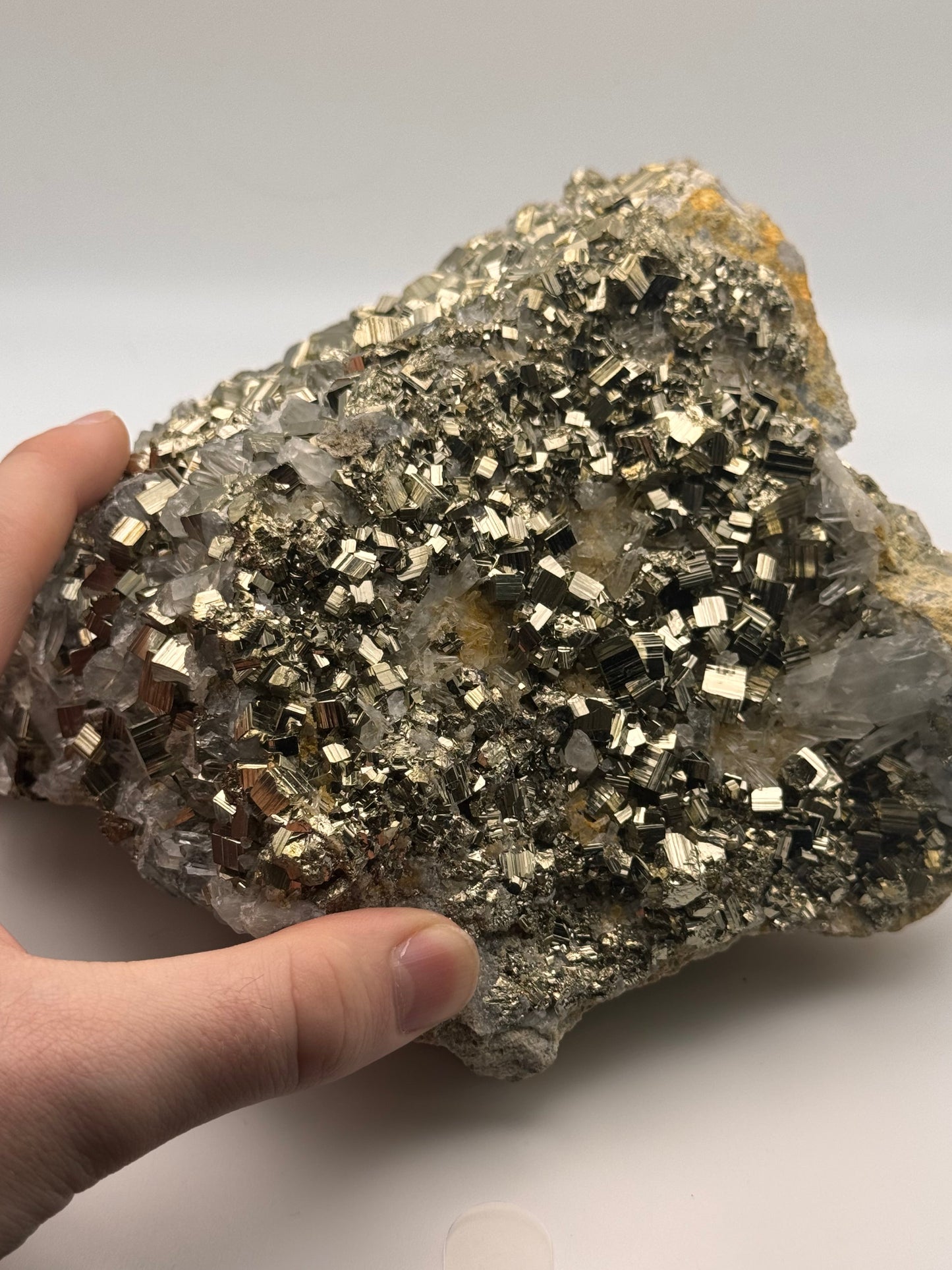 premium pyrite quartz