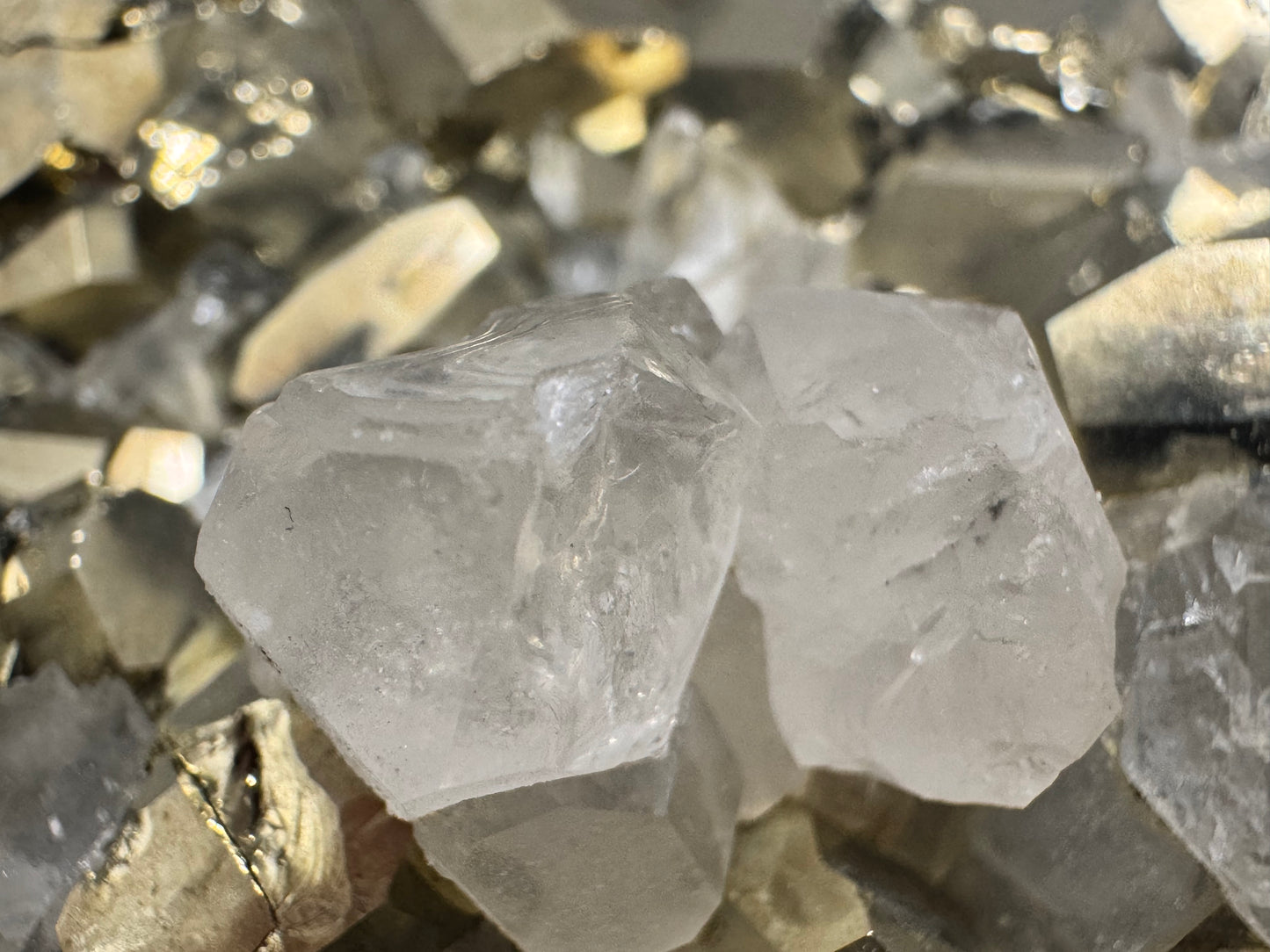 pyrite quartz