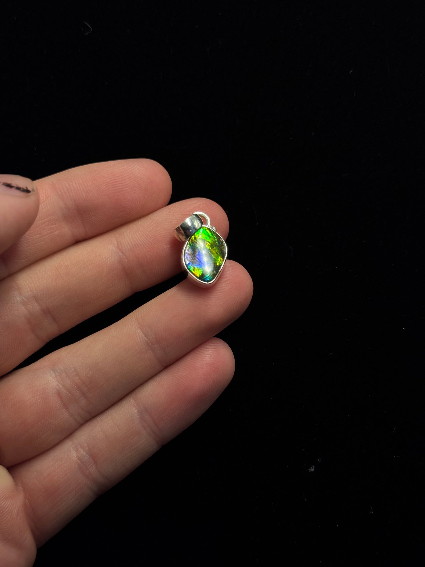 ammolite pendant