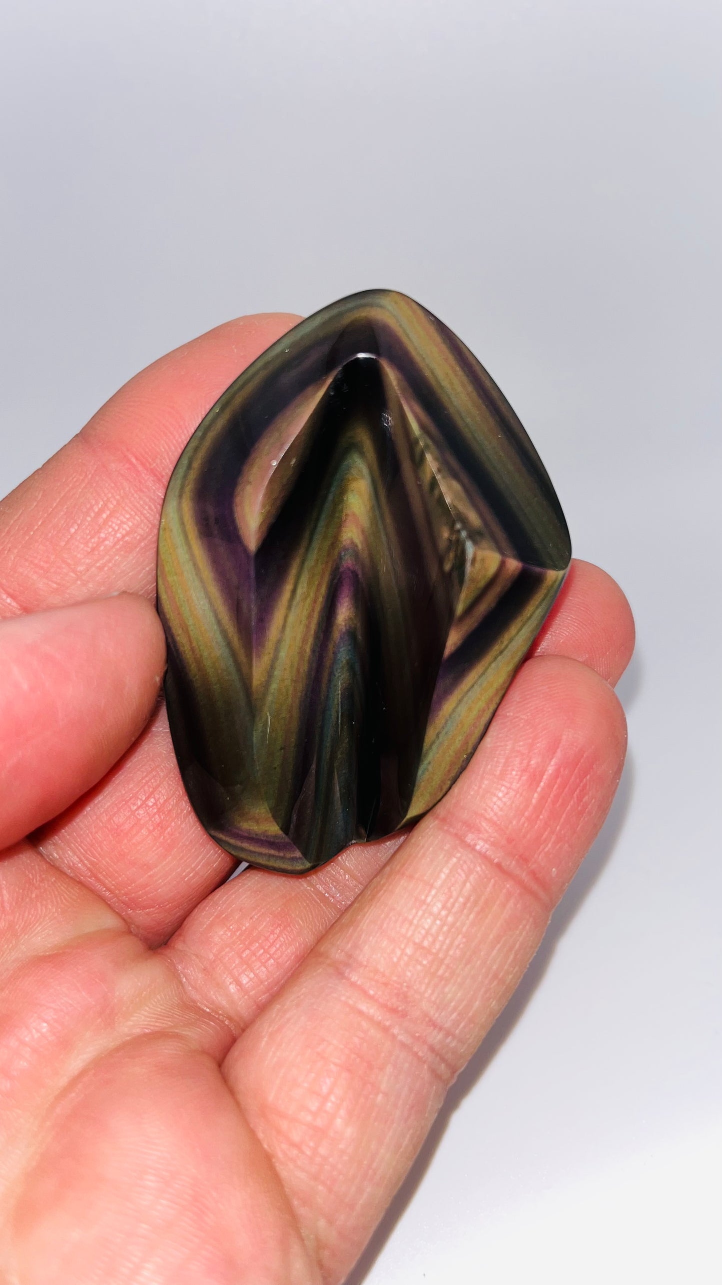 Rainbow Obsidian Palm Stone 37g medium