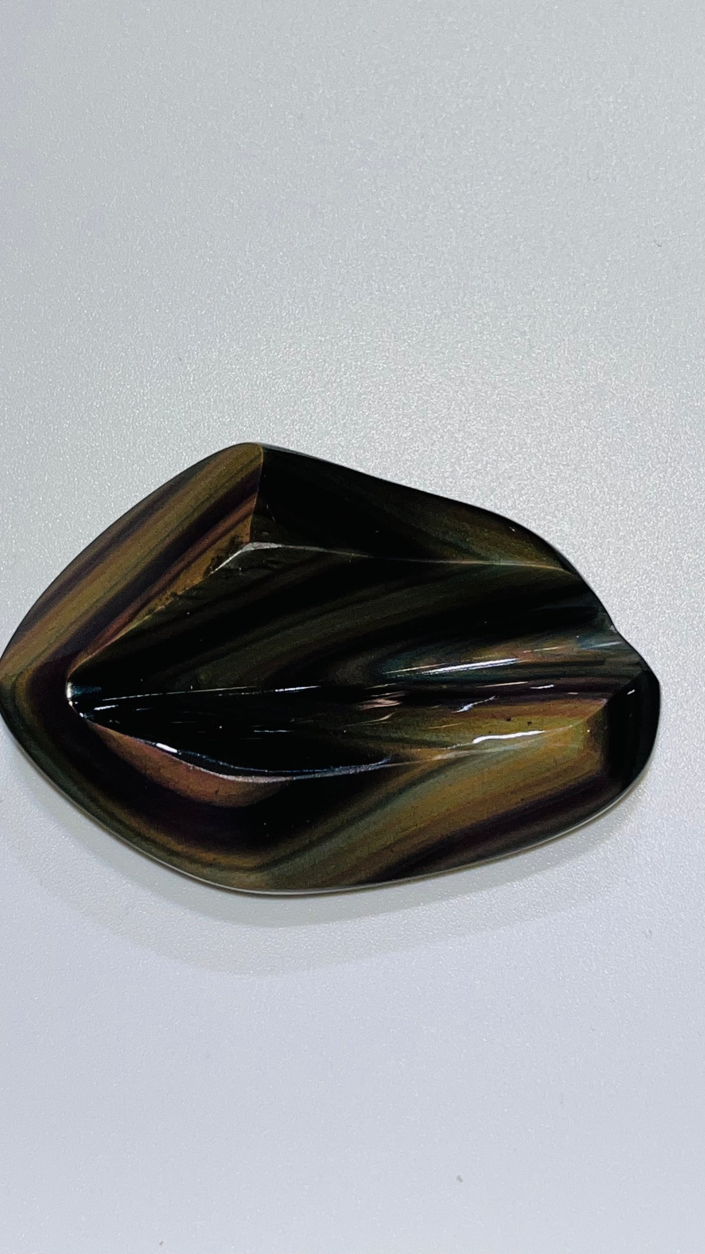 Rainbow Obsidian Palm Stone 37g medium