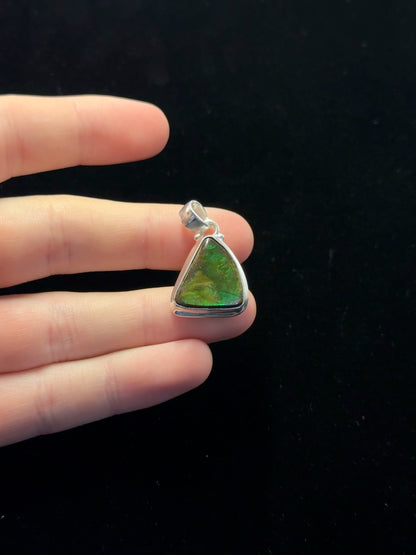 ammolite pendant