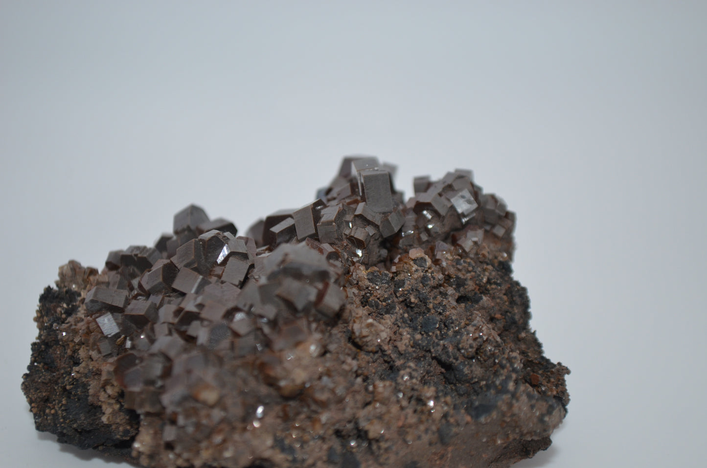 Root beer vanadinite