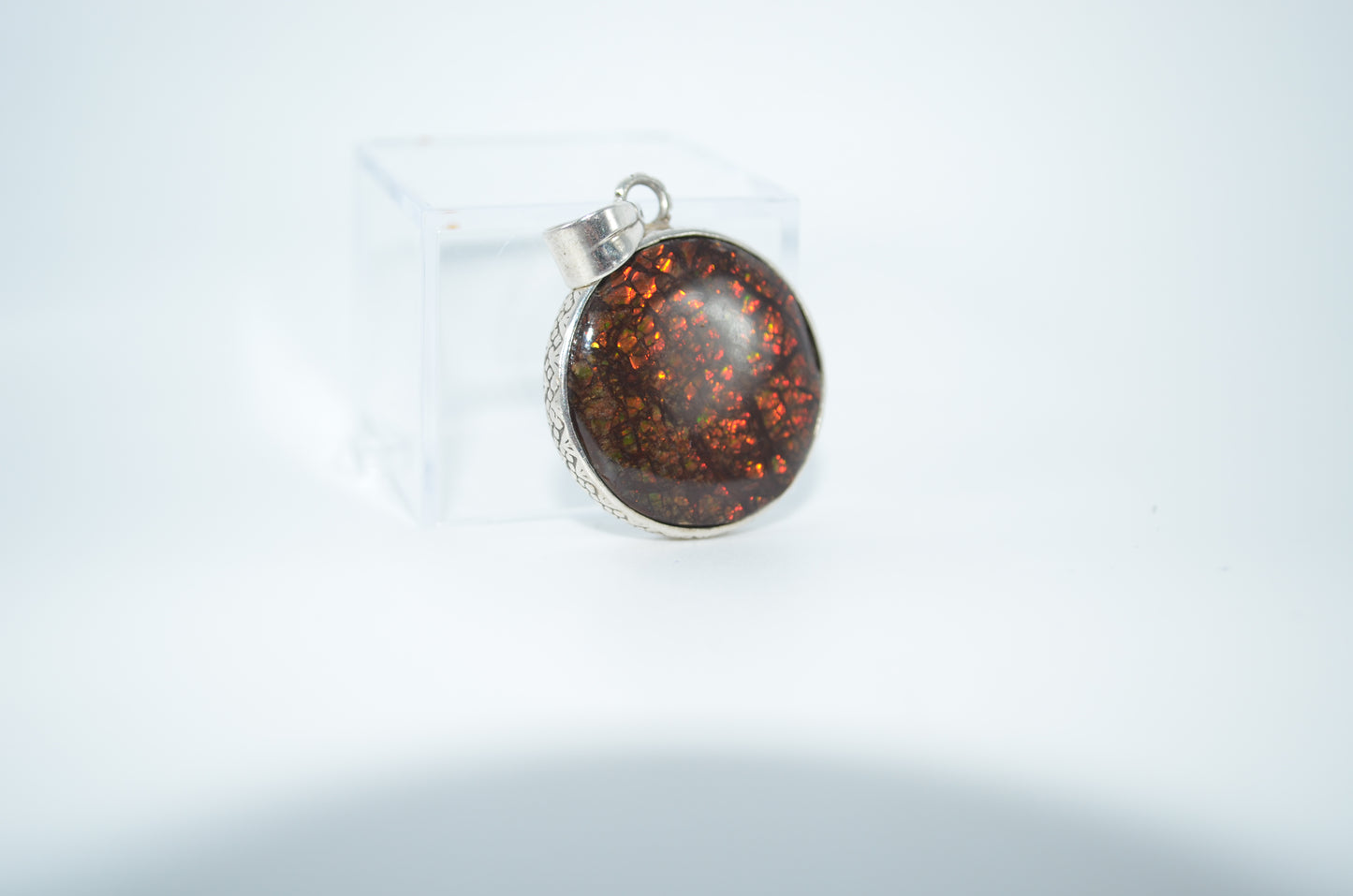Ammolite pendant