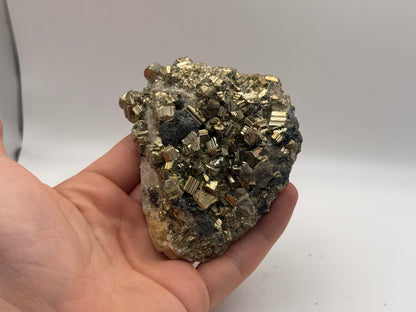 quartz pyrite