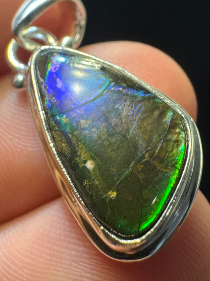 ammolite pendant