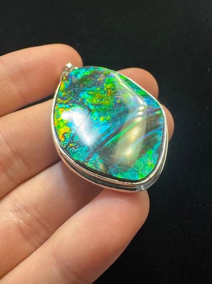 ammolite pendant