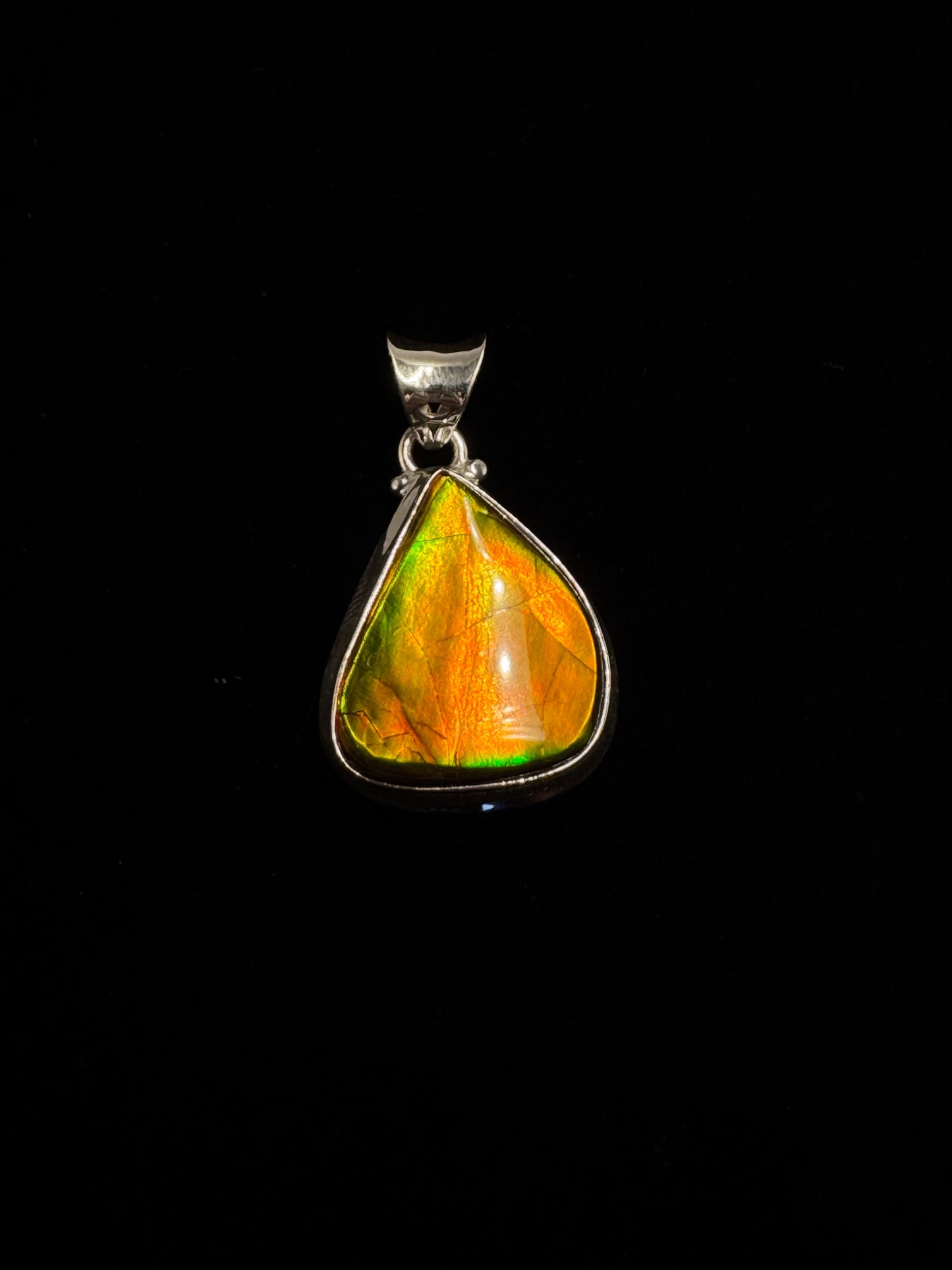 ammolite pendant