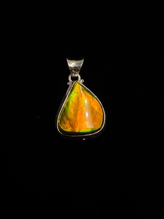 ammolite pendant