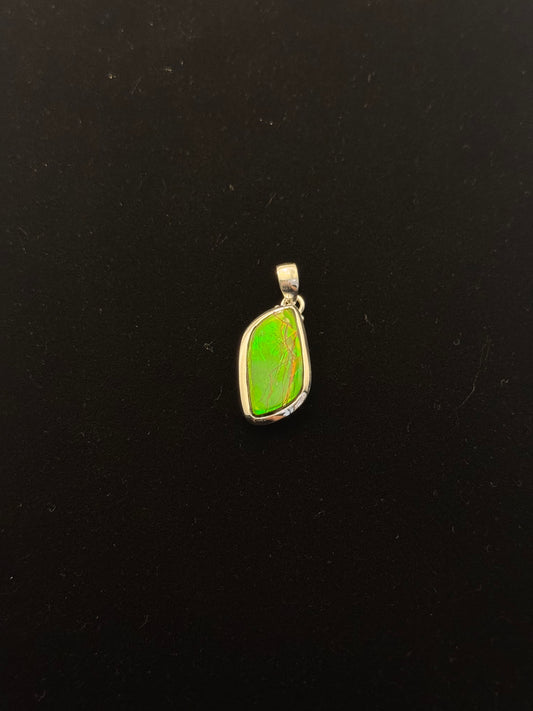 ammolite pendant