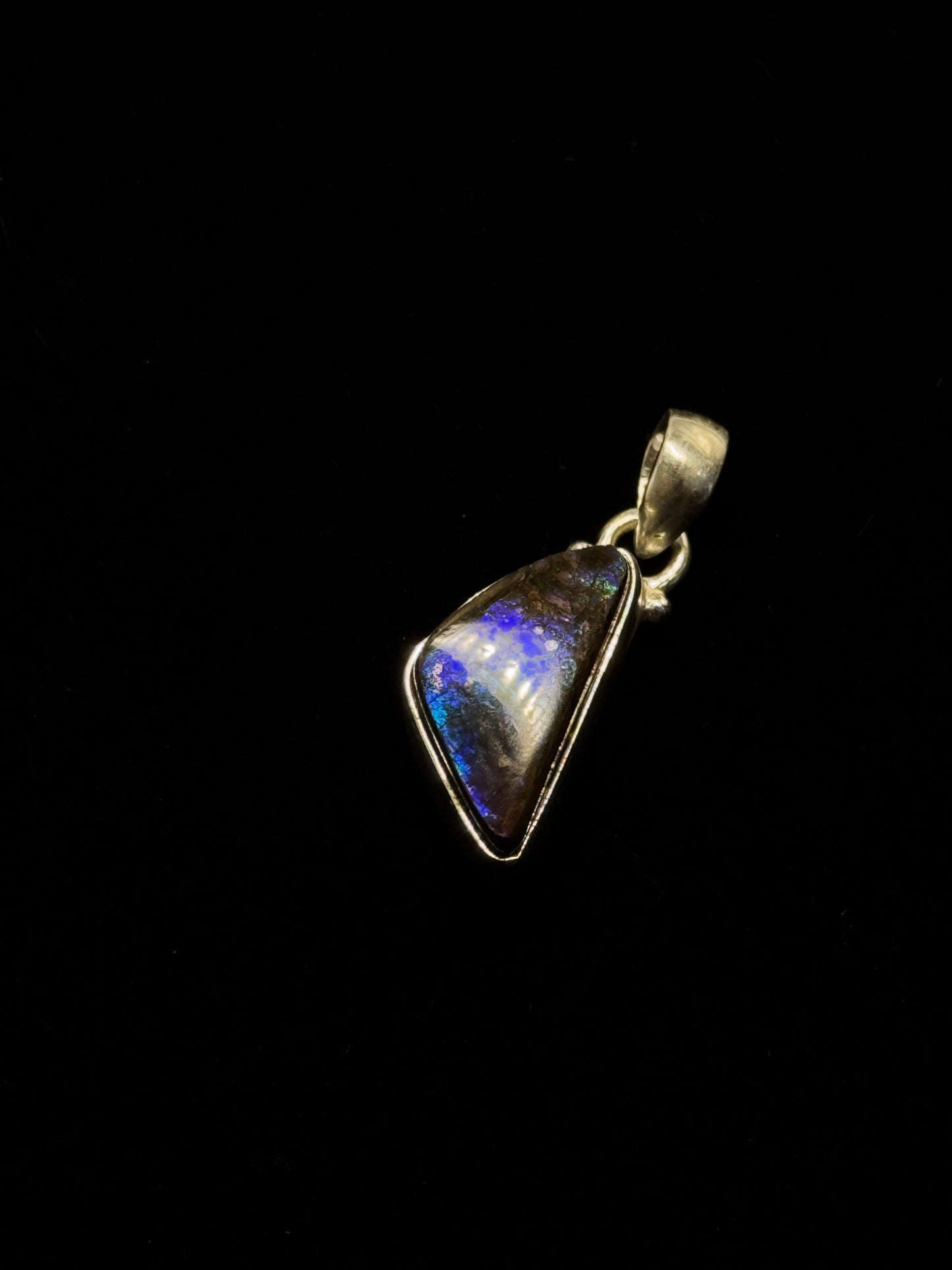 ammolite pendant