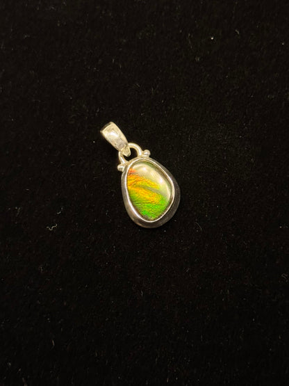 ammolite pendant