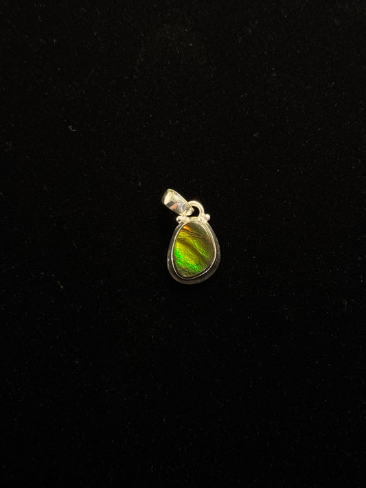 ammolite pendant