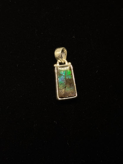 ammolite pendant