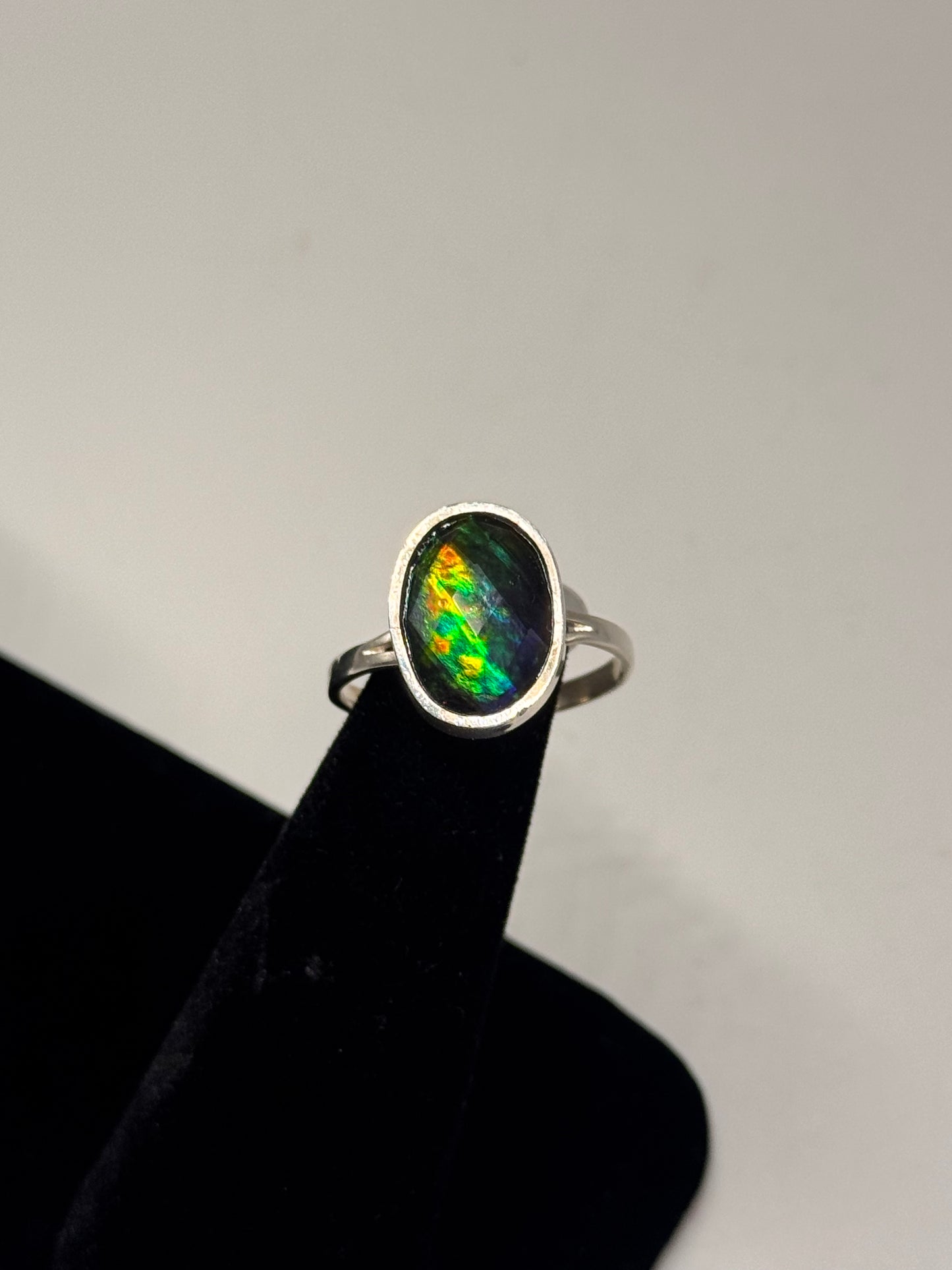 Ammolite ring