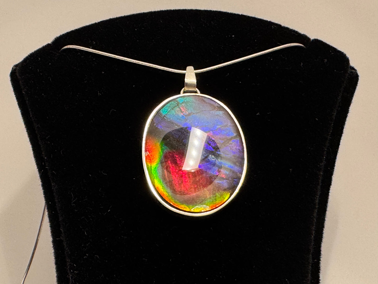 ammolite pendant