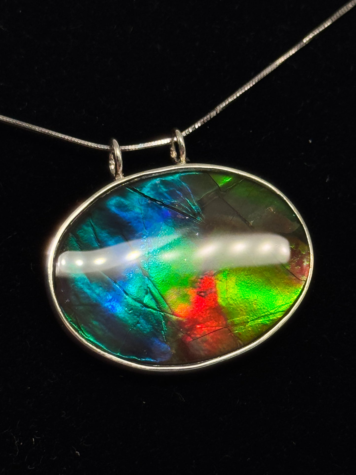 Oval Ammolite pendant