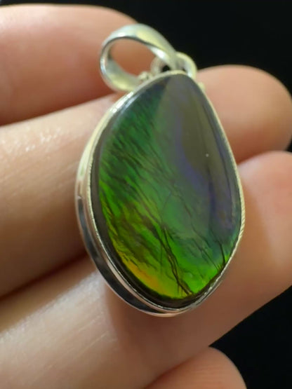 ammolite pendant